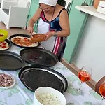 Mina Villa *